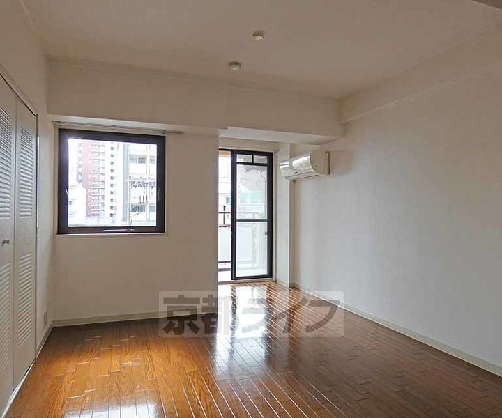 ライオンズマンション四条堀川第2803の居間