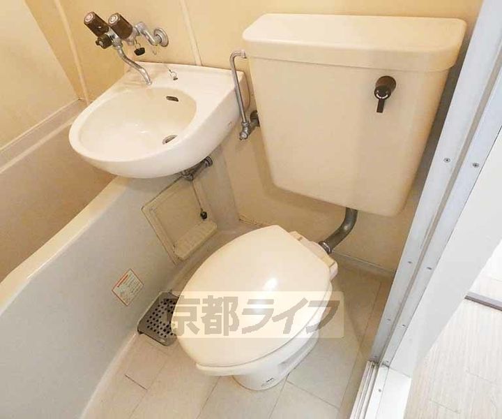 京都府京都市東山区清水4丁目の賃貸マンションの内装