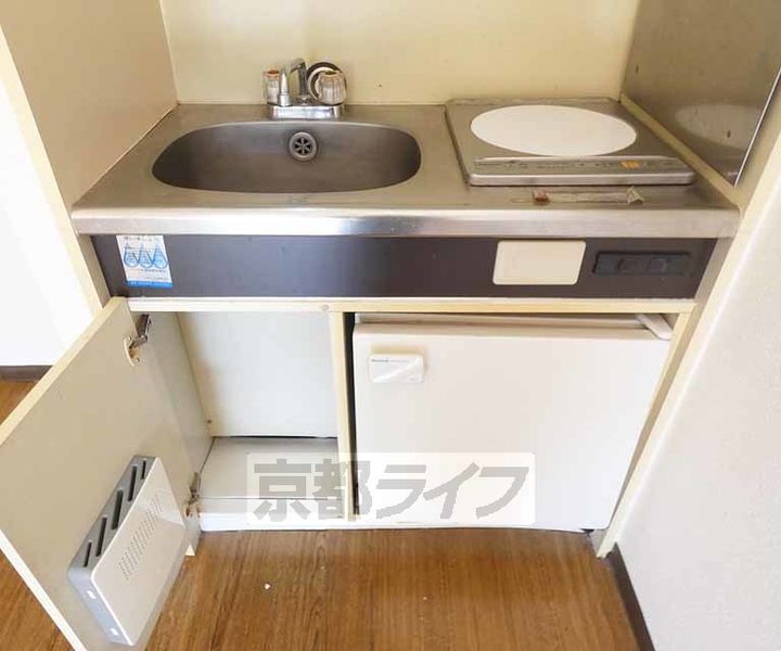 京都府京都市東山区清水4丁目の賃貸マンションのキッチン