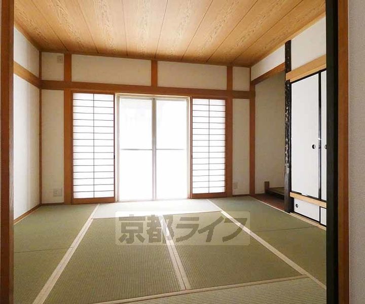 京都府京都市伏見区深草向ケ原町(一戸建)の賃貸物件1の居間