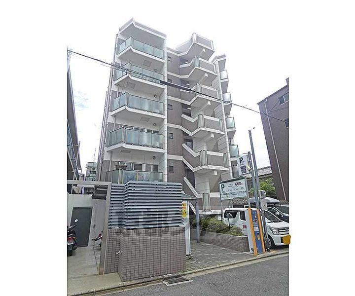 スカイウェイ洛北502の外観