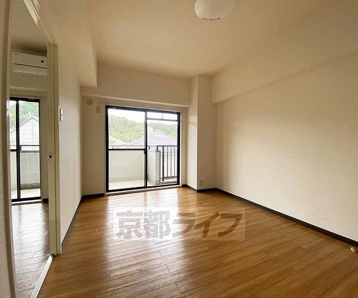 京都府京都市右京区常盤山下町の賃貸マンションの子供部屋