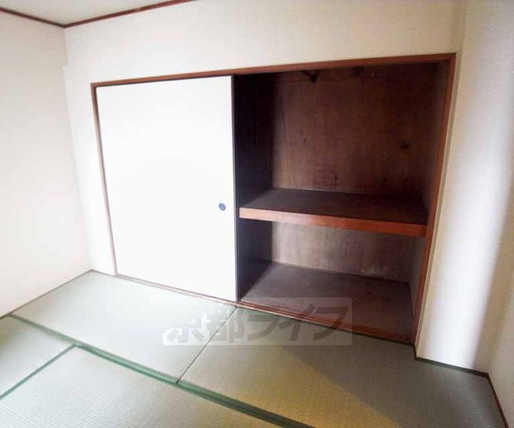 京都府京都市右京区西院高田町の賃貸マンションの内装