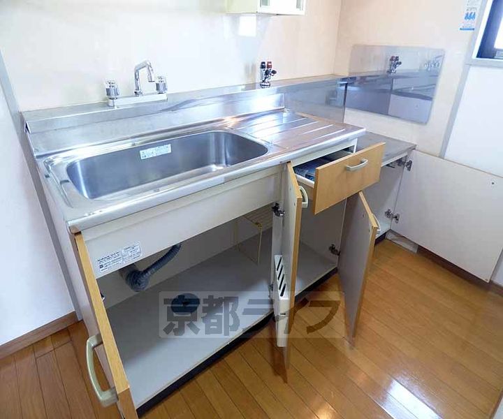 京都府京都市中京区杉屋町の賃貸マンションのキッチン
