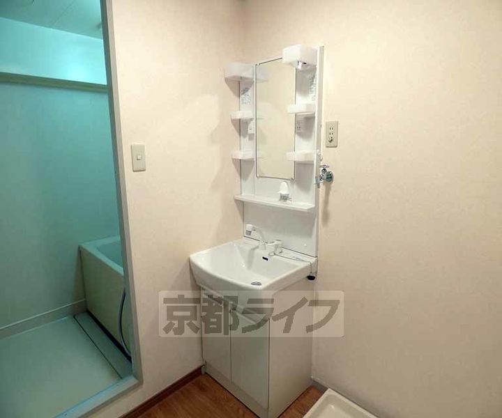 京都府京都市中京区杉屋町の賃貸マンションの内装