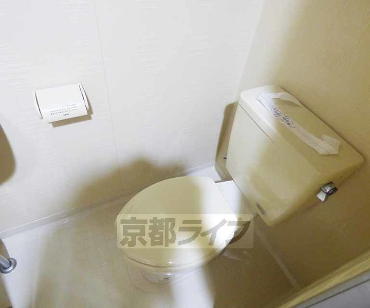 京都府京都市右京区谷口唐田ノ内町の賃貸マンションの内装