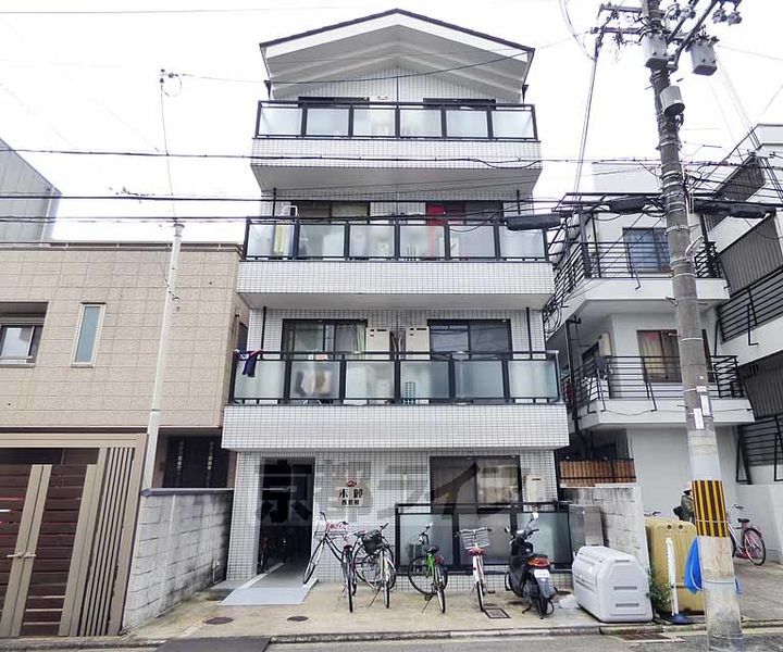 未麗西京極403の外観