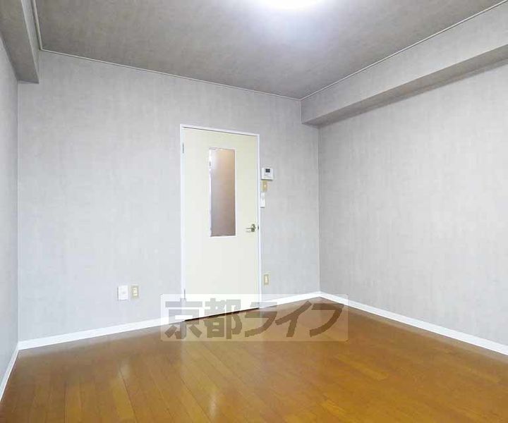 未麗西京極403の寝室