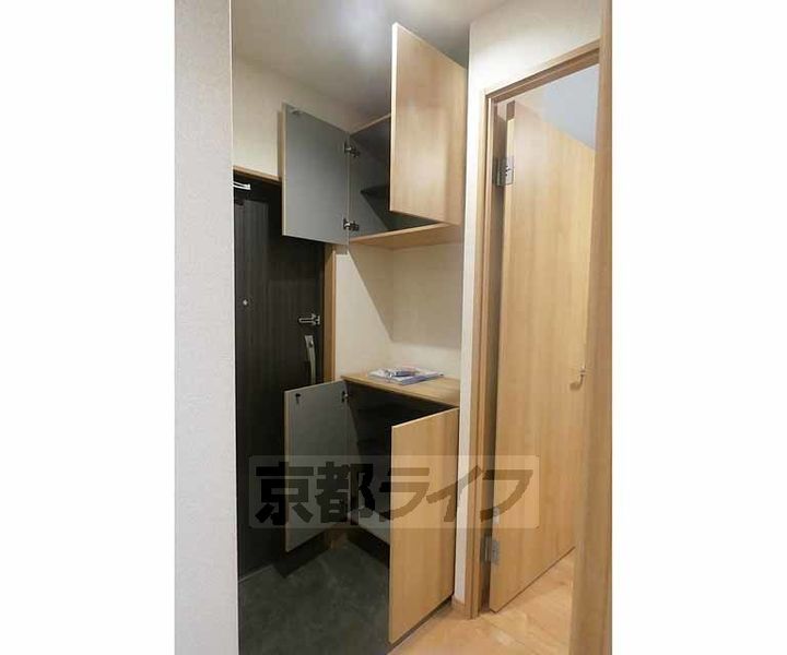 京都府京都市東山区上梅屋町の賃貸マンションの内装
