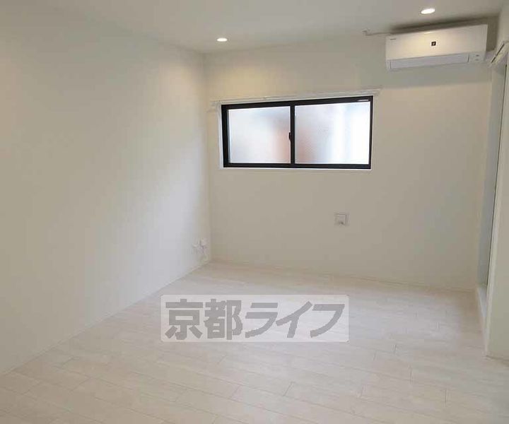 京都府京都市山科区音羽千本町の賃貸アパートの居間