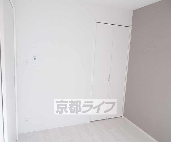 京都府京都市山科区音羽千本町の賃貸アパートの居間