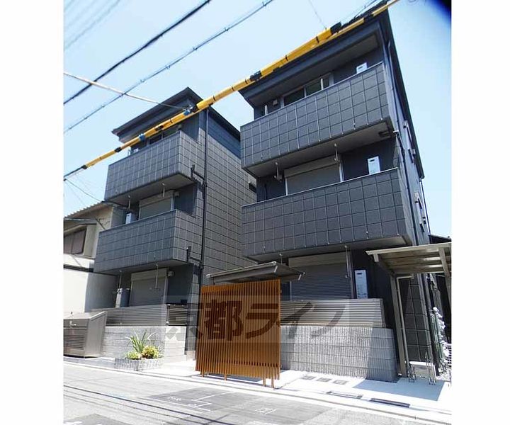 京都府京都市中京区壬生松原町の賃貸アパートの外観