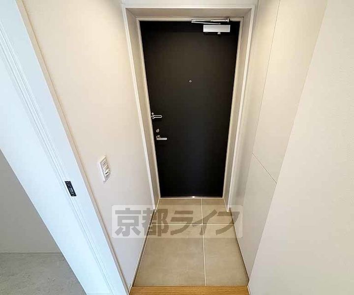 インサイトルポ山科新十条の玄関