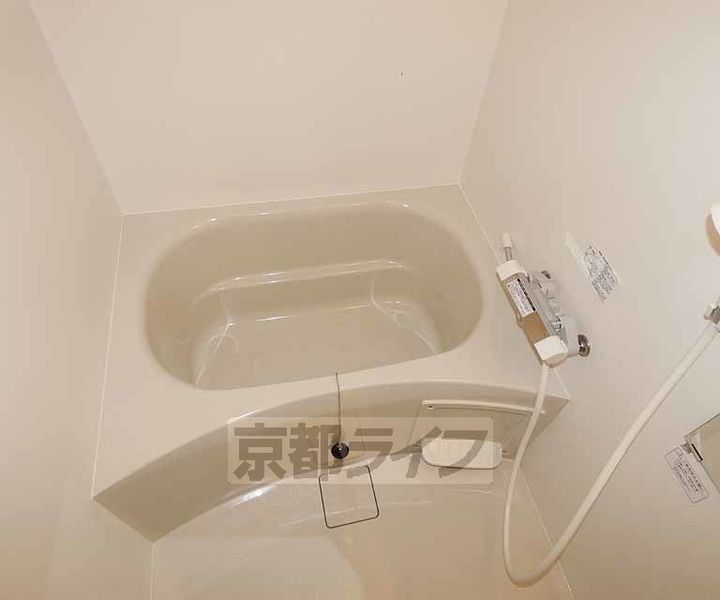 ジーメゾン伏見セレストの風呂