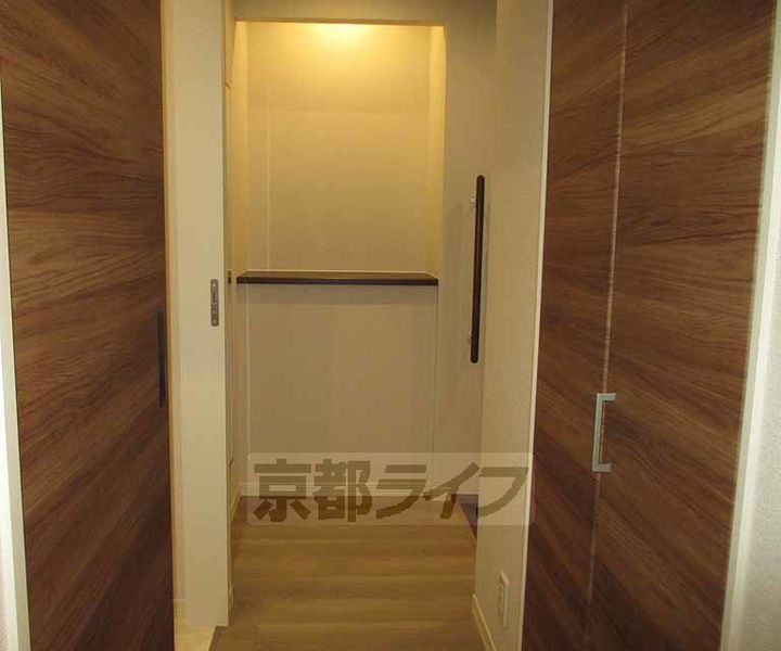 京都府宇治市五ケ庄寺界道の賃貸マンションの内装