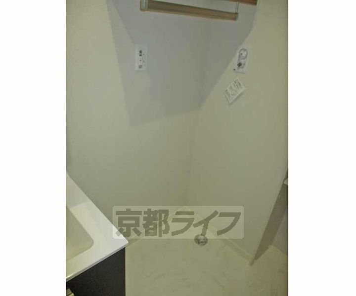 京都府宇治市五ケ庄寺界道の賃貸マンションの内装