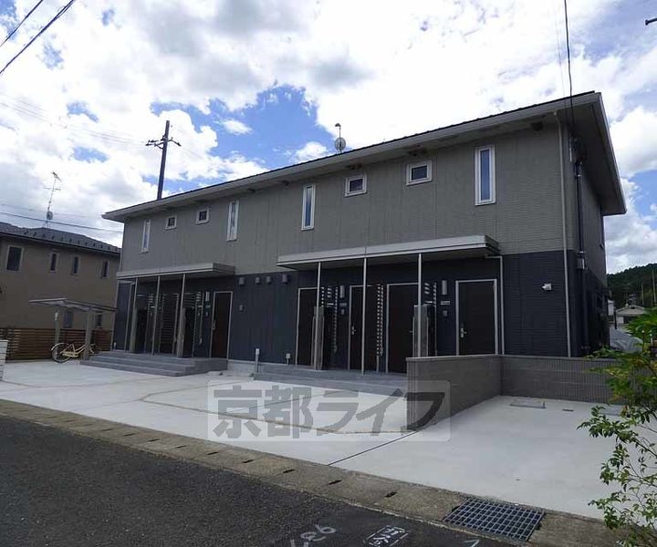 京都府京都市北区西賀茂井ノ口町の賃貸アパートの外観