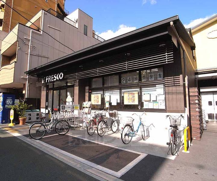 京都府京都市上京区下ノ森通仁和寺街道下る鳳瑞町の賃貸マンションの周辺