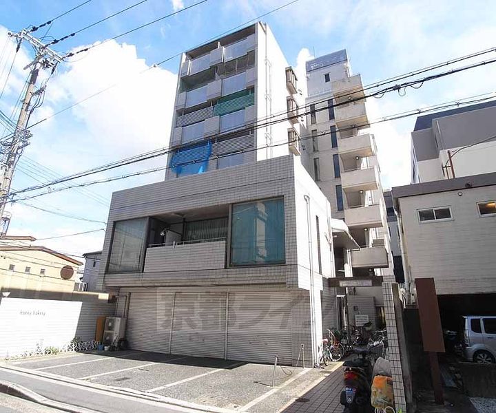 京都府京都市下京区七条御所ノ内北町の賃貸マンションの外観