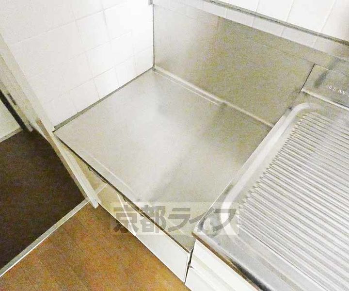 京都府京都市下京区七条御所ノ内北町の賃貸マンションのキッチン