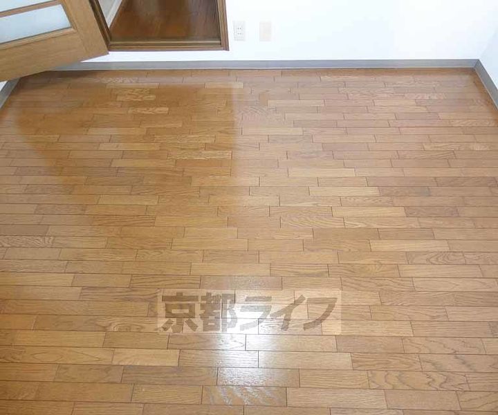 京都府京都市南区吉祥院九条町の賃貸マンションの内装