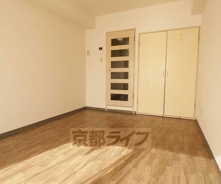 京都府京都市南区東九条松田町の賃貸マンションの内装
