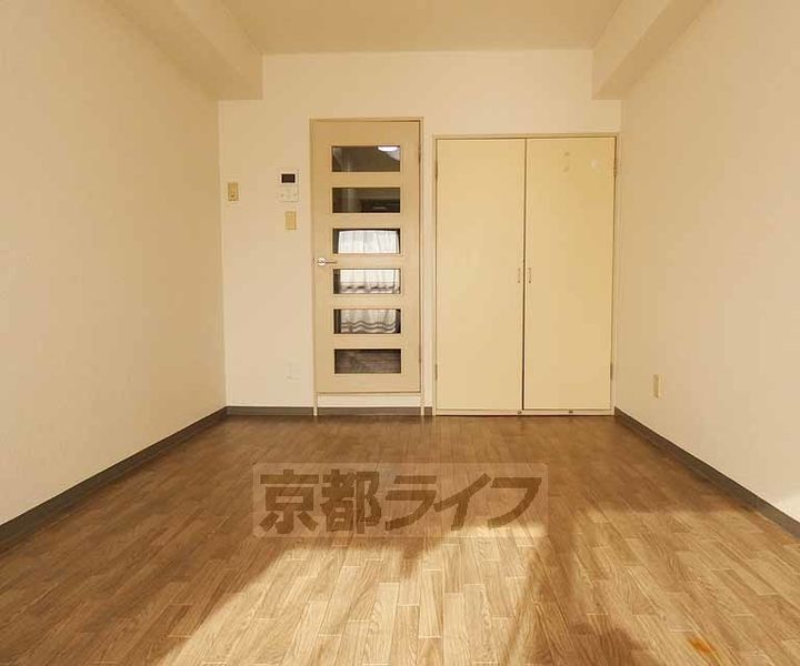 京都府京都市南区東九条松田町の賃貸マンションの内装