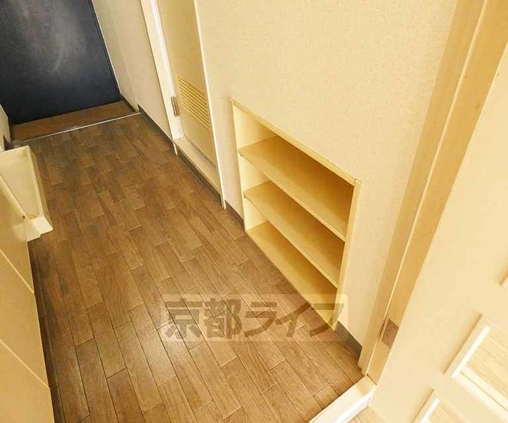 京都府京都市南区東九条松田町の賃貸マンションの内装