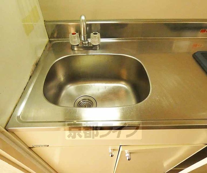 京都府京都市南区東九条松田町の賃貸マンションのキッチン