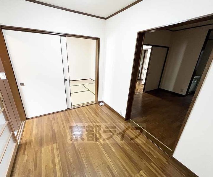 京都府京都市右京区嵯峨野開町(一戸建)の賃貸物件5の居間