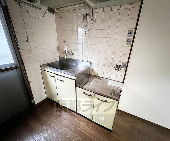 京都府京都市右京区嵯峨野開町(一戸建)の賃貸物件5のキッチン