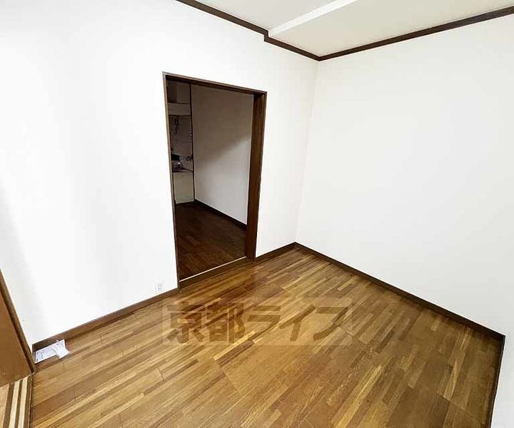 京都府京都市右京区嵯峨野開町(一戸建)の賃貸物件5の居間