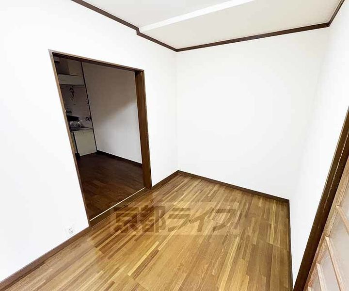 京都府京都市右京区嵯峨野開町(一戸建)の賃貸物件5の居間