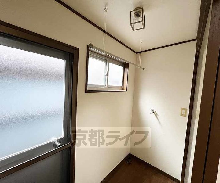 京都府京都市右京区嵯峨野開町(一戸建)の賃貸物件5の内装