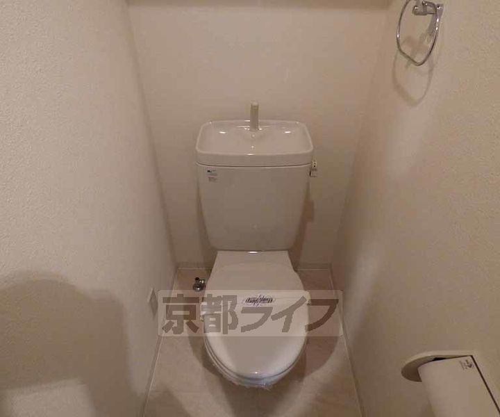 京都府京都市下京区松原通室町東入ル玉津島町の賃貸マンションの内装