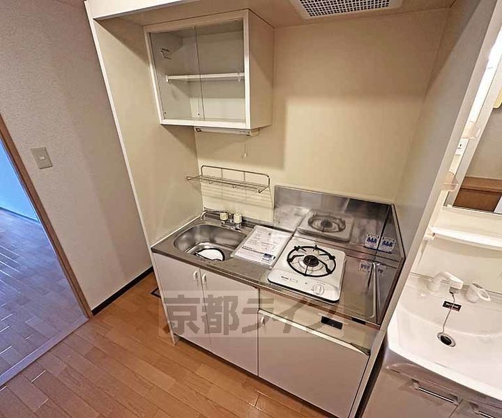京都府京都市下京区立中町の賃貸マンションのキッチン