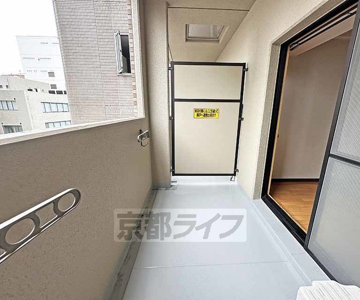 京都府京都市下京区立中町の賃貸マンションの内装