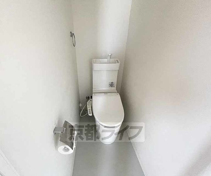 京都府京都市下京区平居町(西高瀬川筋五条下ル)の賃貸マンションの内装