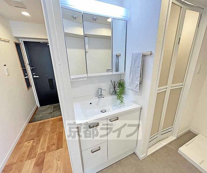 京都府京都市中京区姉大宮町東側の賃貸マンションの内装