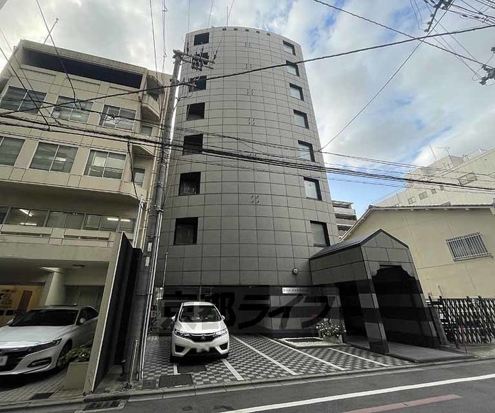 グランタック河原町五条の外観
