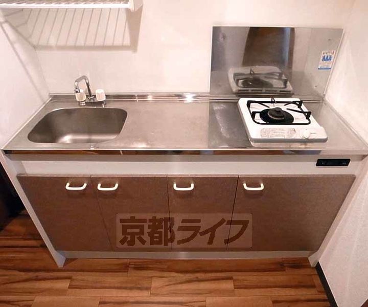 プラティーク四条のキッチン