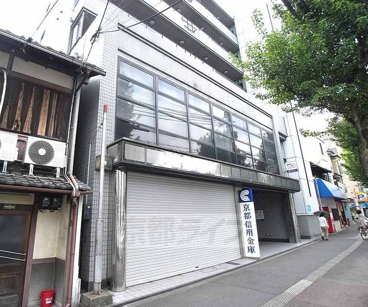 京都府京都市北区紫野下御輿町の賃貸マンションの周辺