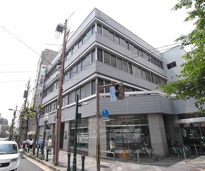 京都府京都市上京区千本通一条上る泰童片原町の賃貸マンションの周辺