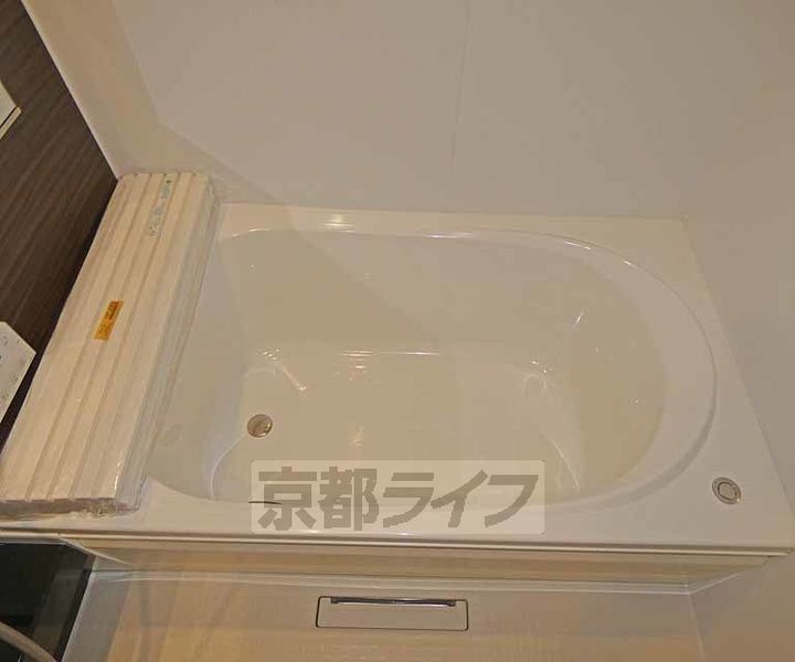 京都府京都市伏見区桃山町正宗の賃貸マンションの風呂