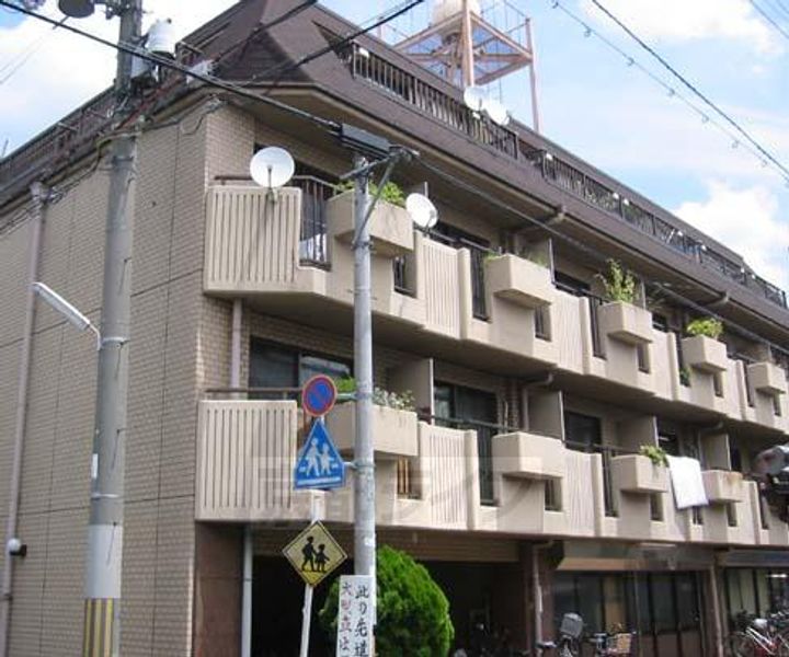 京都府京都市中京区姉西町の賃貸マンションの外観