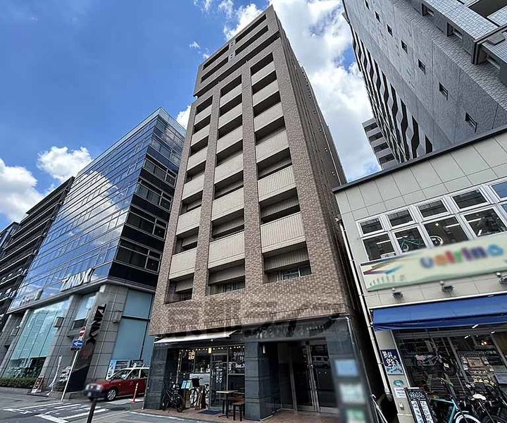 グランドパレス京都烏丸五条の外観