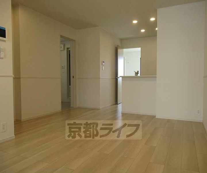 パインオークⅦ102の居間