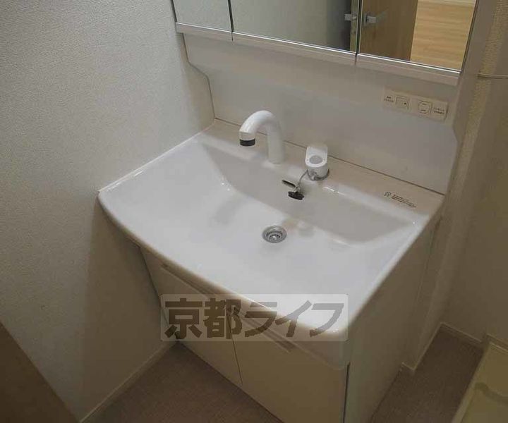 パインオークⅦ102の内装