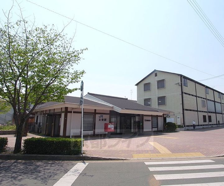 京都府京都市右京区太秦百合ケ本町(一戸建)の賃貸物件1の周辺