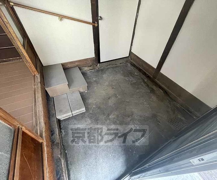 京都府京都市中京区壬生西大竹町(一戸建)の賃貸物件の玄関